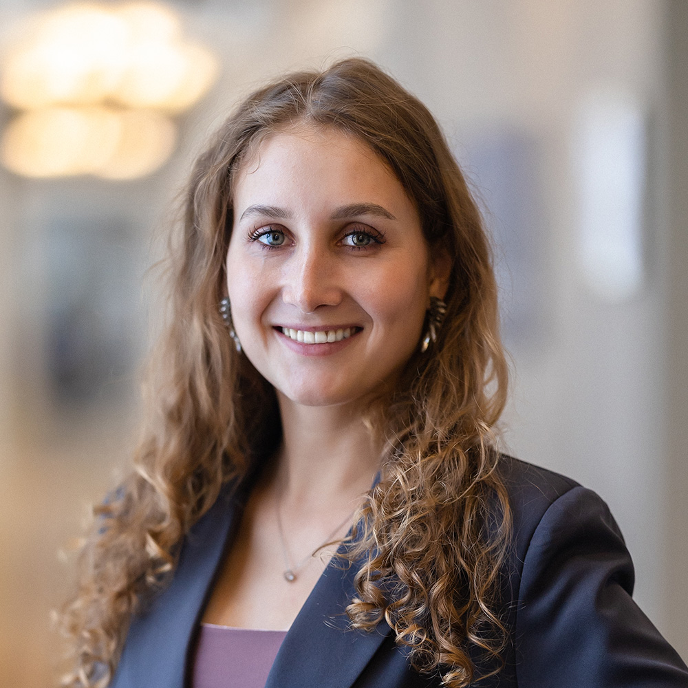 Ксения Коновалова